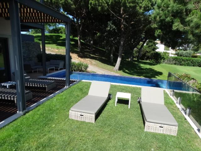 Apartamento Com 3 Quartos E Piscina Вале до Лобо Екстериор снимка
