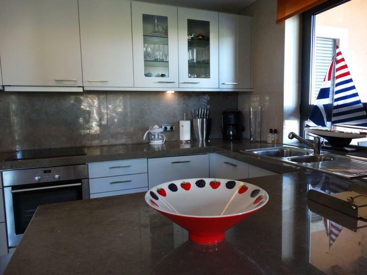 Apartamento Com 3 Quartos E Piscina Вале до Лобо Екстериор снимка